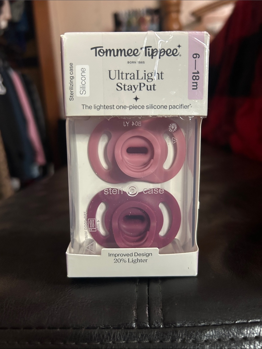 Tommee Tippee UltraLight StayPut Silicone Pacifier 6-18M - Pink & Plum